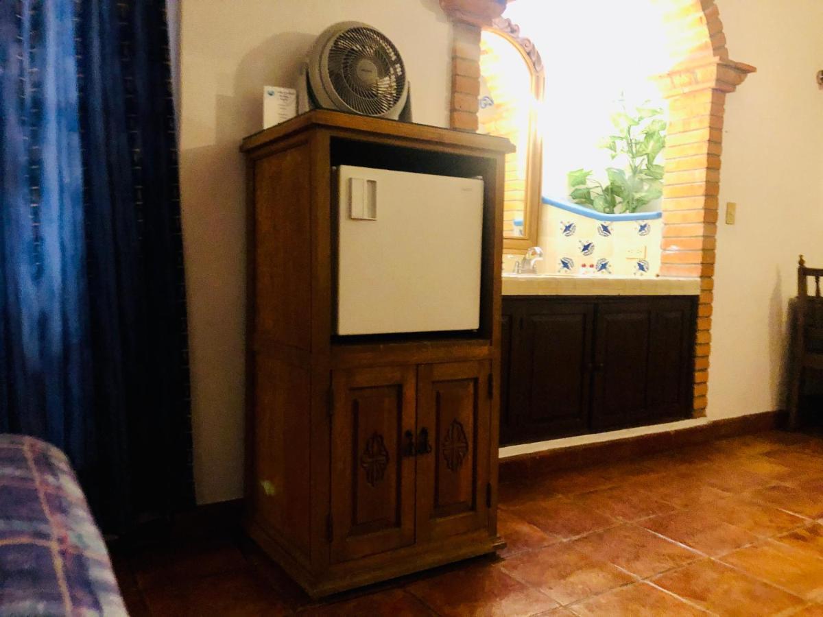 Hotel Mansion Virreyes By Rotamundos San Miguel de Allende Zewnętrze zdjęcie